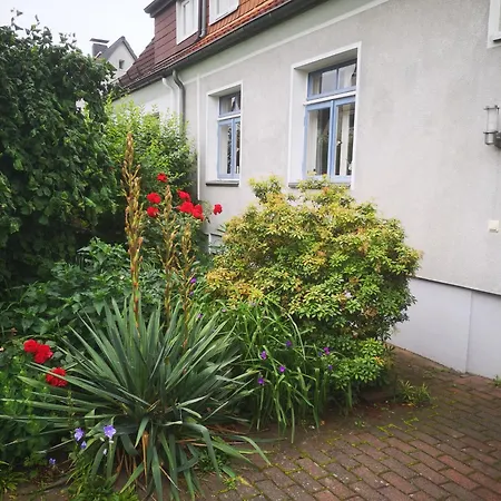 Gemütliche, Möblierte Einliegerwohnung Mit Eigenem Eingang In